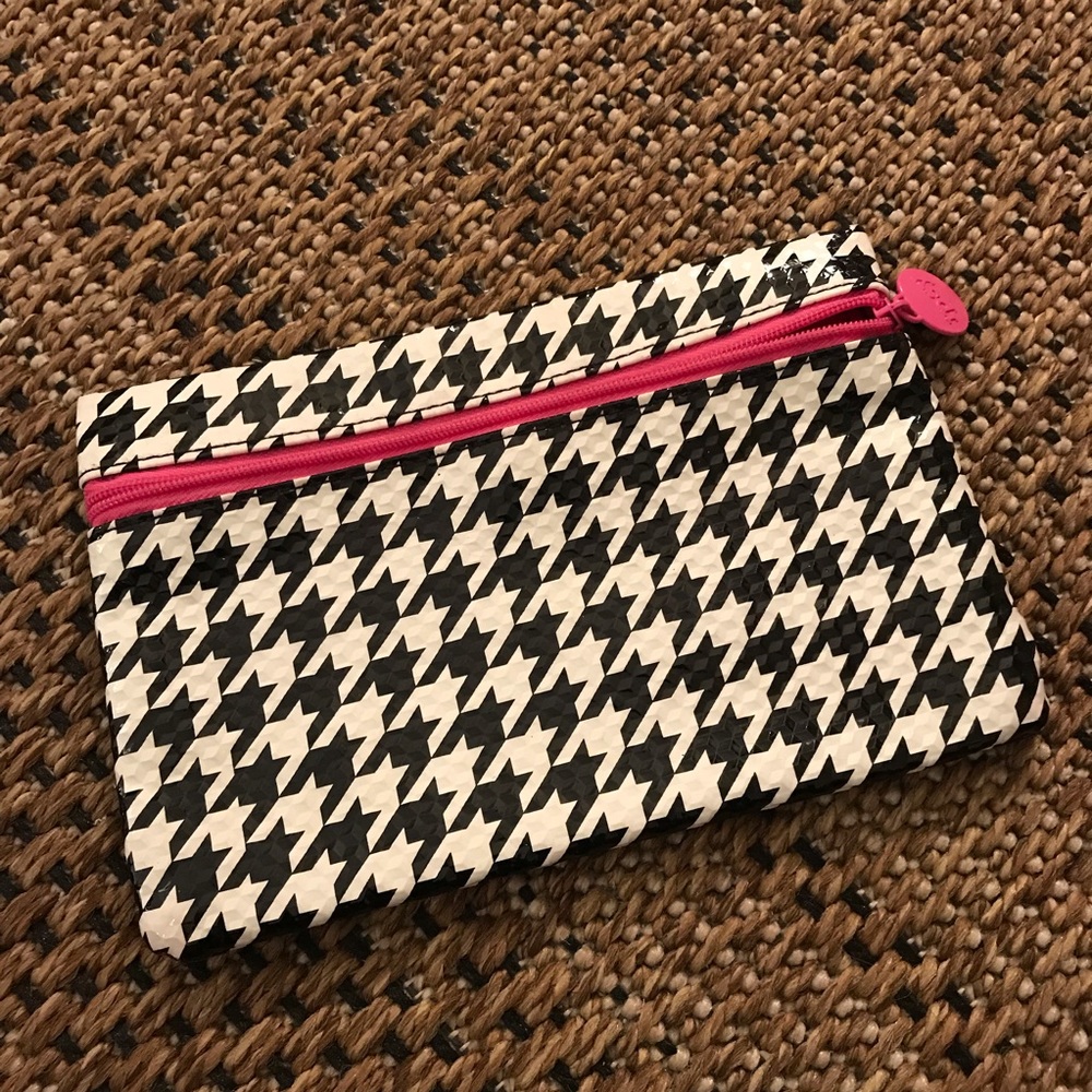 Cute Ipsy makeup purse zipper bag!!!